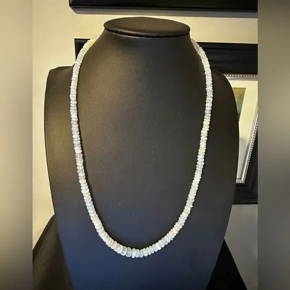 20.5" rondelle, graduatedāOpal beaded necklace with a 14kt yellow gold clasp! - Picture 12 of 13